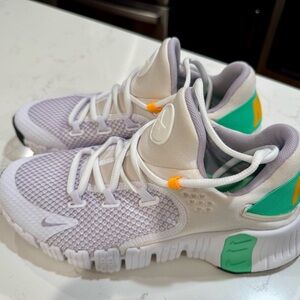 Nike Metcon White and Green Sneakers
